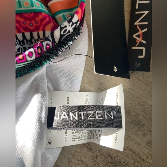Cute Multi-Colored Jantzen One Piece Bathing Suit. Size 12, NWT - Picture 8 of 10